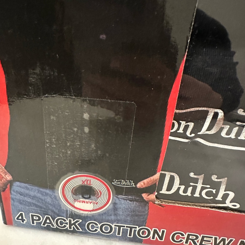NIB Men’s Von Dutch Originals Premium 100% Cotton Crew Neck 4-Pack T-Shirt, SM - Picture 4 of 8